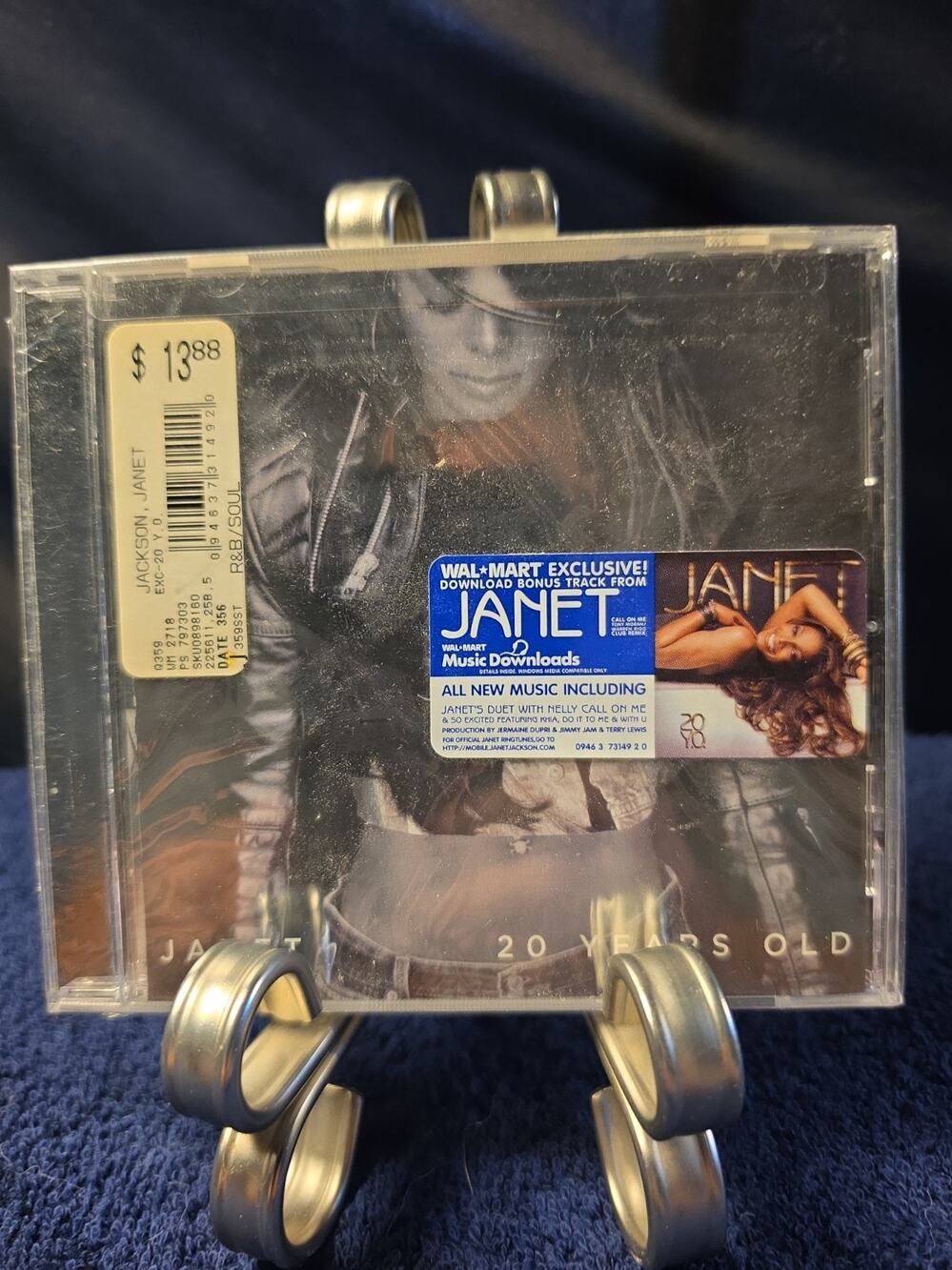 Janet, 20 Years Old VG+ CD47
